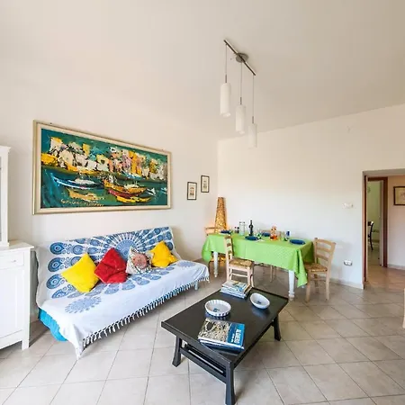Apartment 2 Bedroom Awesome In *