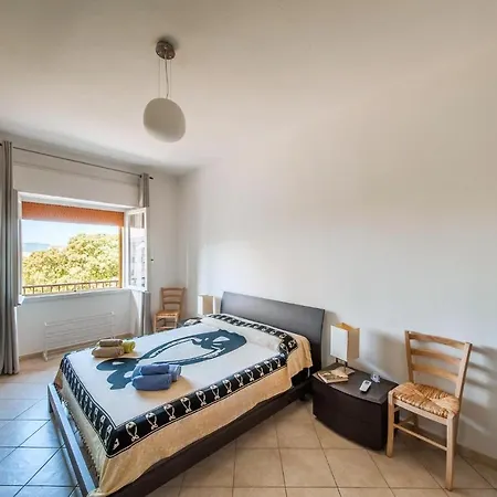 2 Bedroom Awesome In *