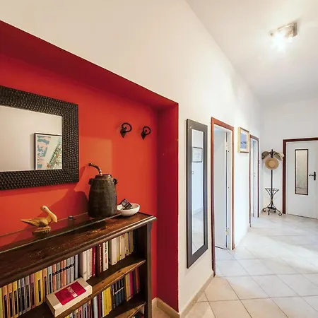 Apartamento 2 Bedroom Awesome In Alguer
