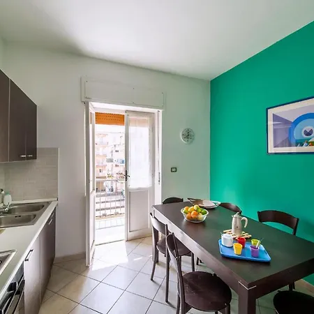 Apartment 2 Bedroom Awesome In Alghero